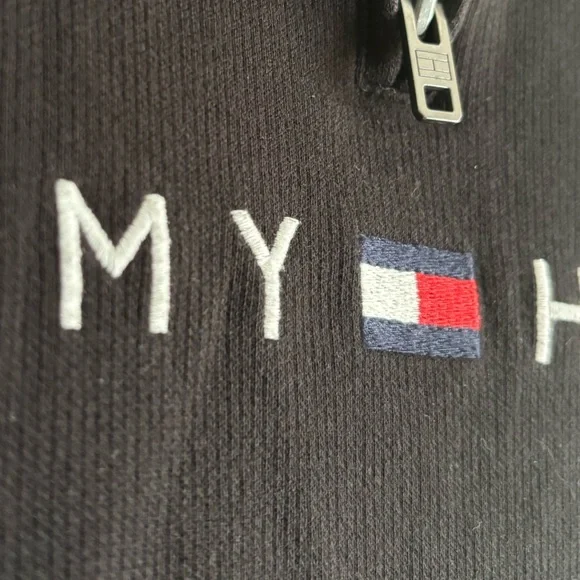 Men’s Tommy Hilfiger Black Quarter Zip - Picture 3 of 9